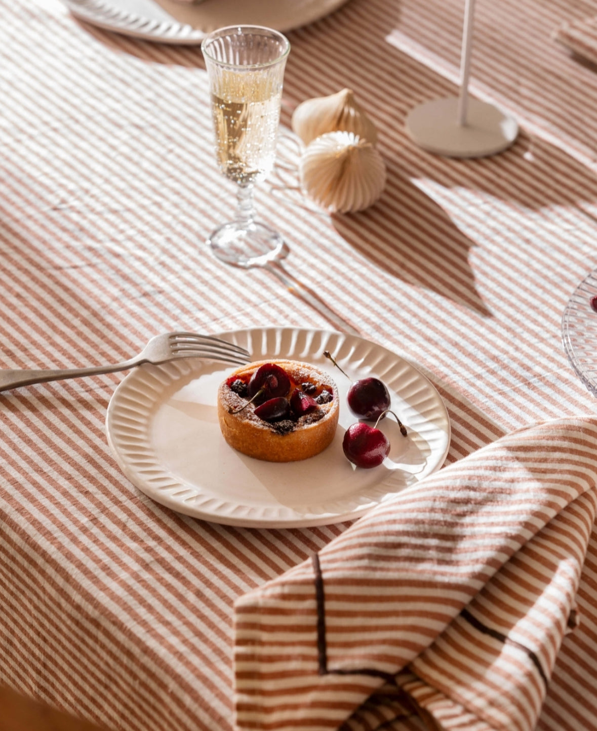 Faro Tablecloth, Baked Clay