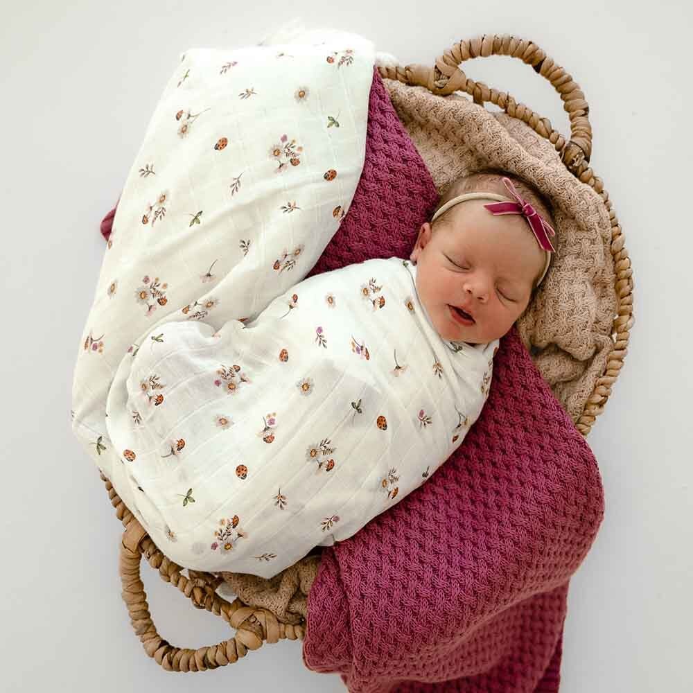 Snuggle Hunny Muslin Wrap